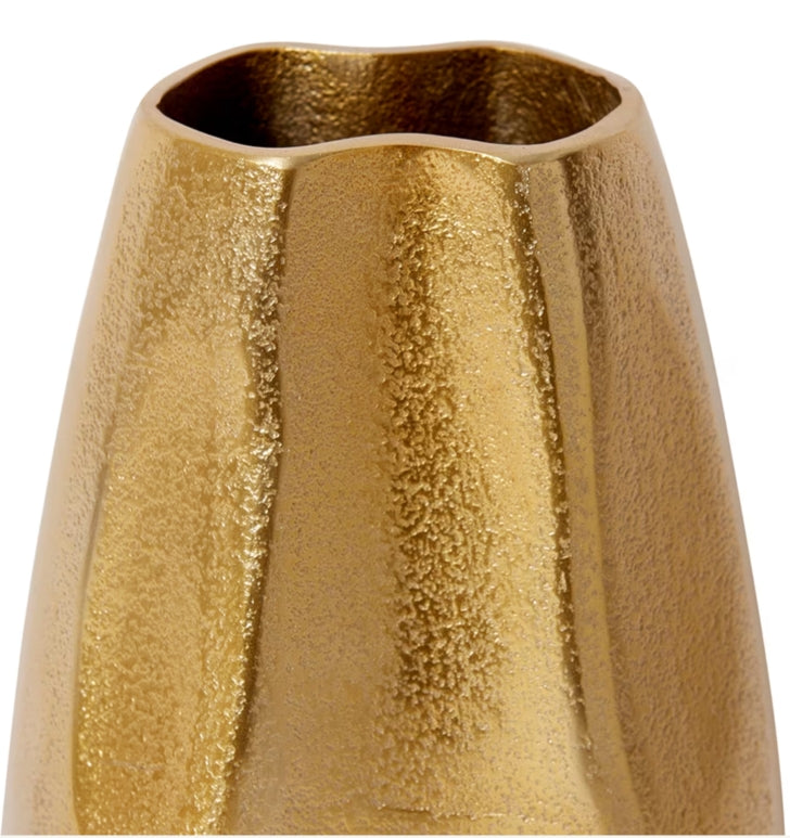 Wrigley Vase - 13 x 11 x 29cm