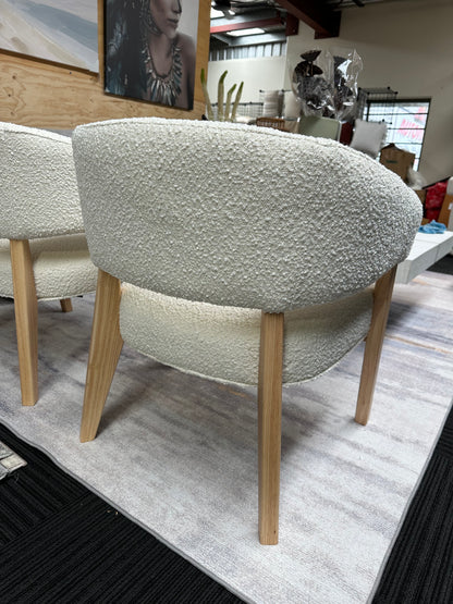 AMALFI OLSEN ARM CHAIR WHITE/NATURAL