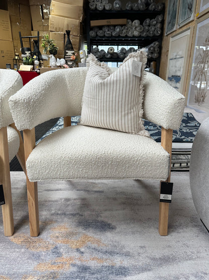 AMALFI OLSEN ARM CHAIR WHITE/NATURAL